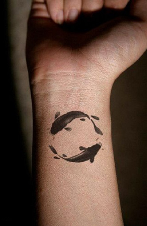Татуировка знака зодиака рыбы для мужчин: фотоподборка